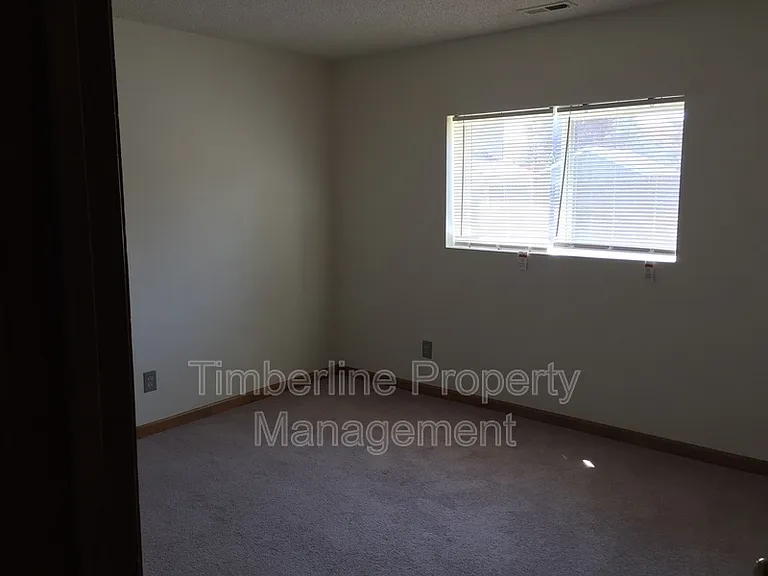 8749 Bellcove Cir — Photo 12