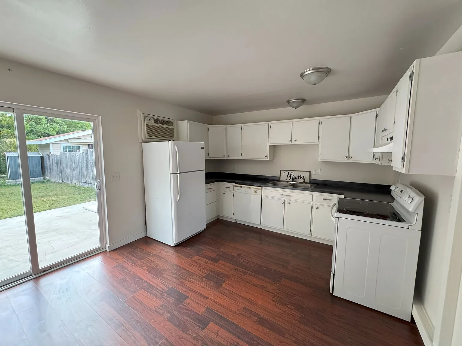 3113 Galaxy Rd — Photo 2