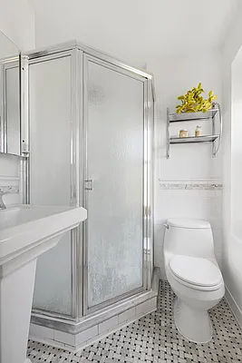 Sold by Compass | media 7