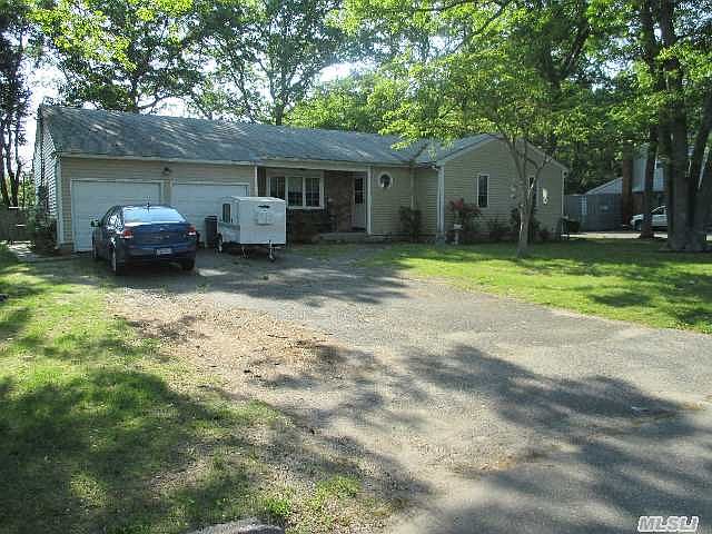 2nd image of 334 Phyllis Dr