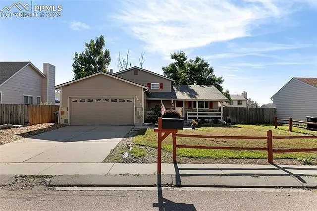 3905 Red Cedar Dr — Photo 25