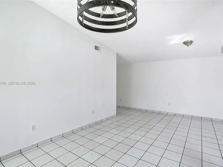 11854 SW 210th St — Photo 11