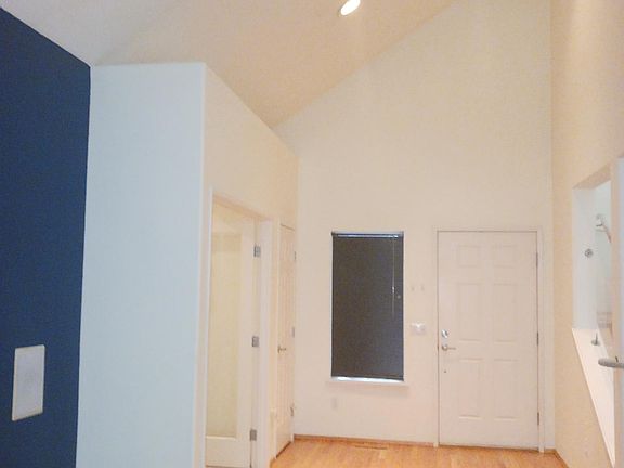 5th image of 17XX 6th St NE