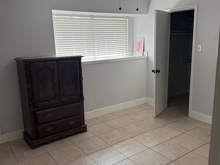 330 Ballantrae Ln — Photo 23