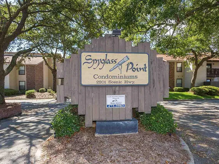 2201 Scenic Highway K #2 — Photo 28