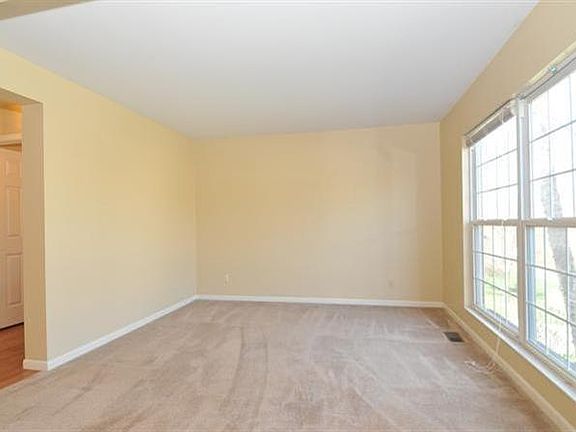 5th image of 3265 Woodlyn Hills Dr