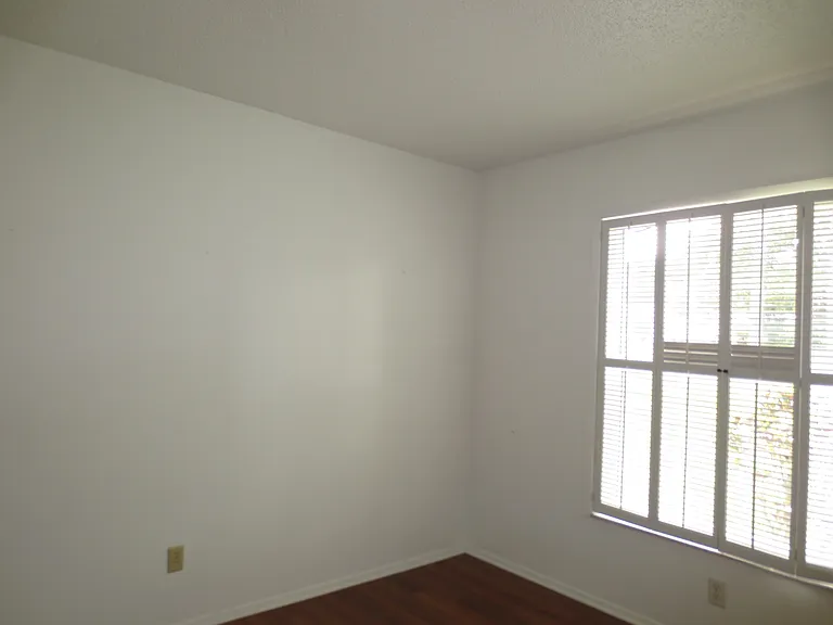 3132 Brunswick Cir — Photo 5