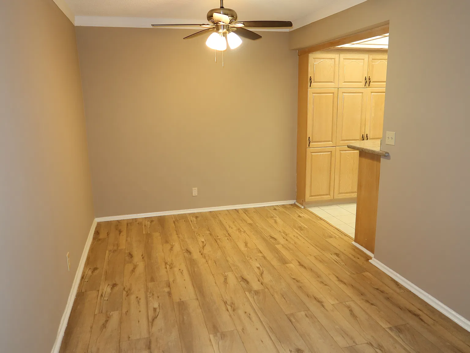 1 bed, 800 sqft, $2,495 — Photo 4