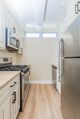 Rented by Luxury Habitat | media 20