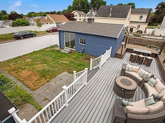 5th image of 15 Roland Rd