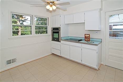 5th image of 549 N Livingston St