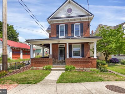 109 S Walnut St, Lewistown, PA, 17044