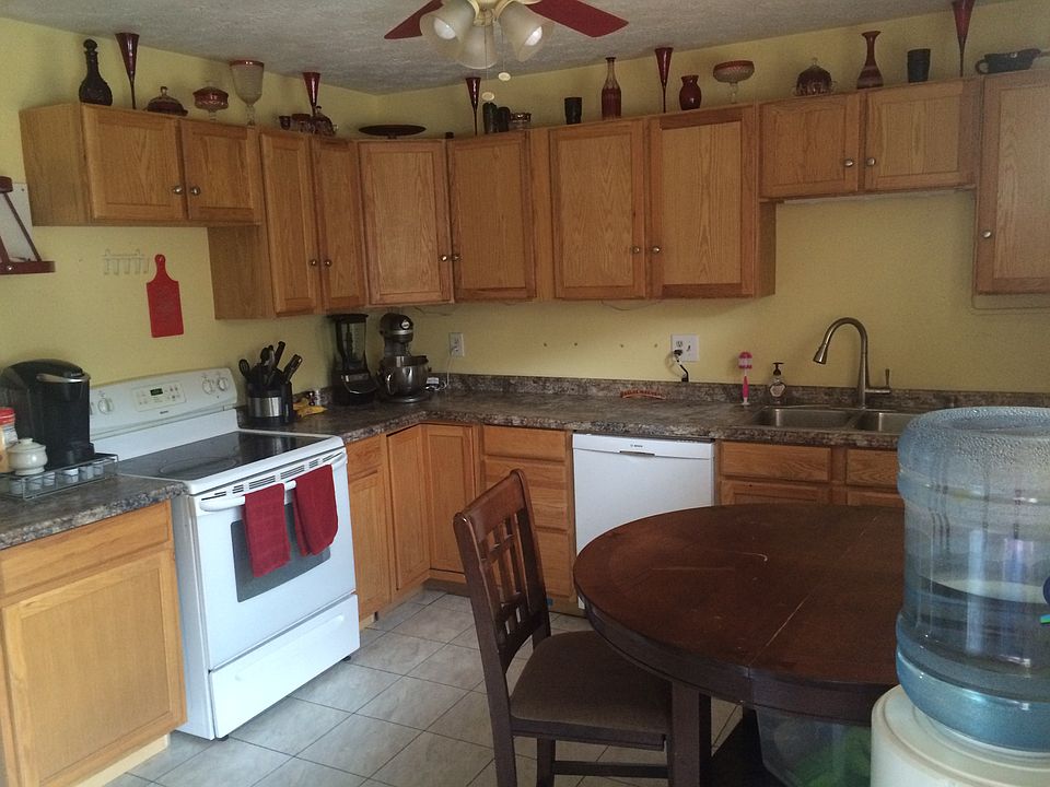 eat in kitchen