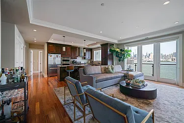 250 Henley Place, #301