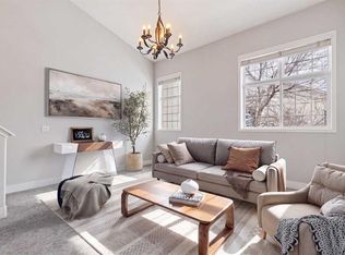 328 N Prominence Hts SW, Calgary, AB T3H 2Z6