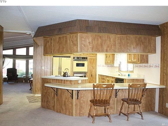 5th image of 2472 Nightingale Ln