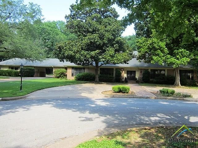 1st image of 200 Glenhaven Dr