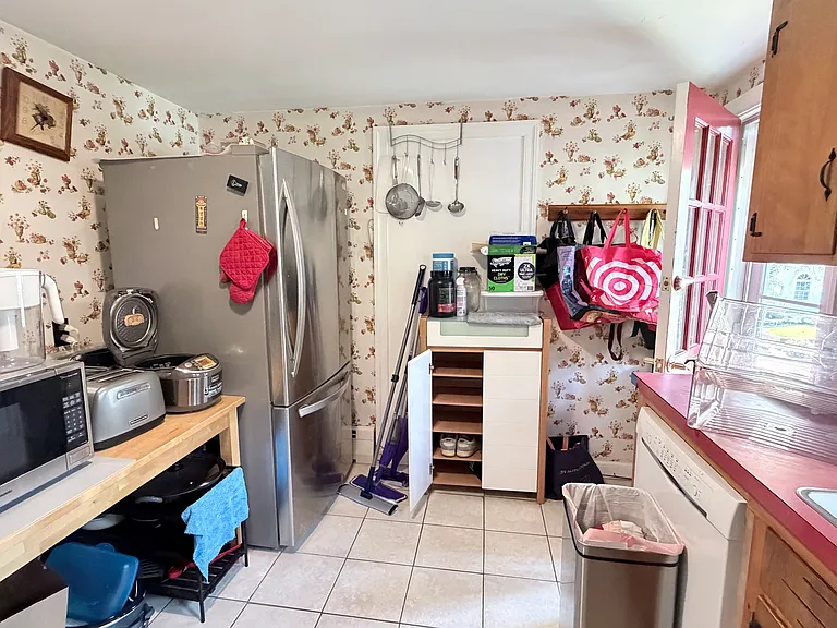 4 Mossdale Rd — Photo 6