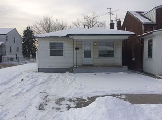 21061 Helle Ave, Warren, MI 48089