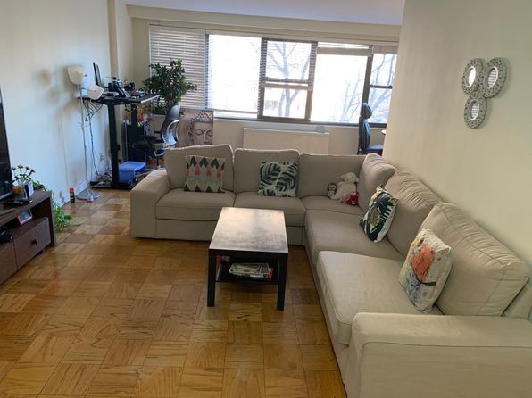 225 Saint Pauls Ave APT 4L
