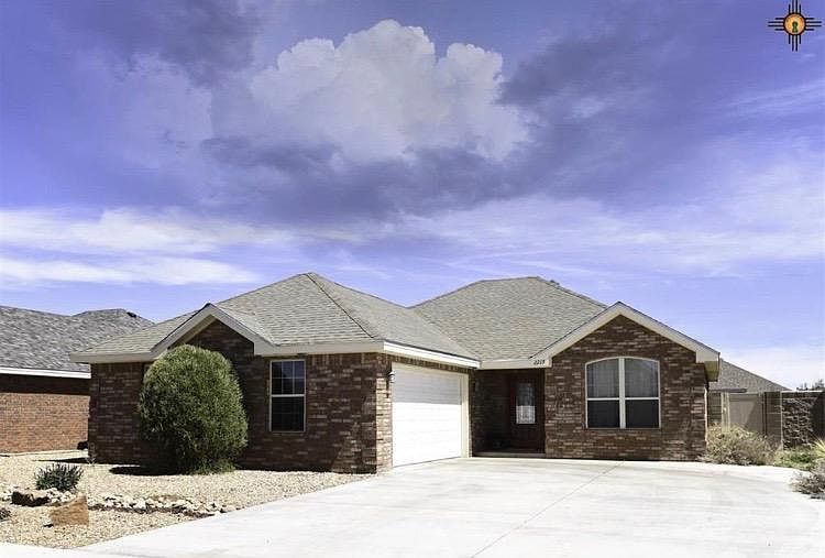 1st image of 2219 Boxwood Cir