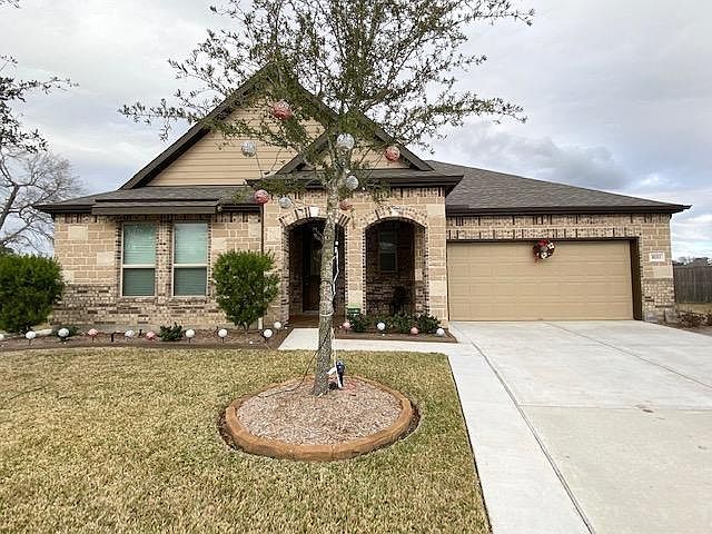 1st image of 10311 Eagle Hollow Dr