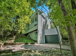 626 Hilltop Rd, Sawyer, MI 49125