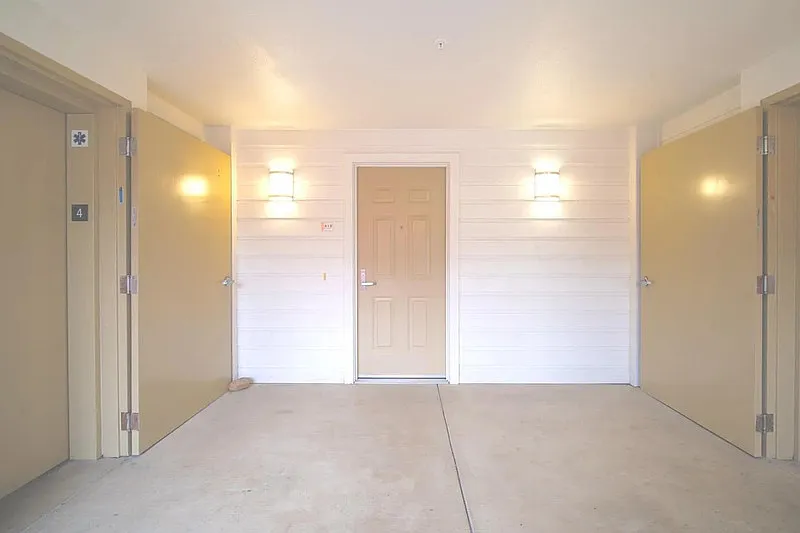 1 bed, 1.0 bath, 513 sqft, $2,300 — Photo 2