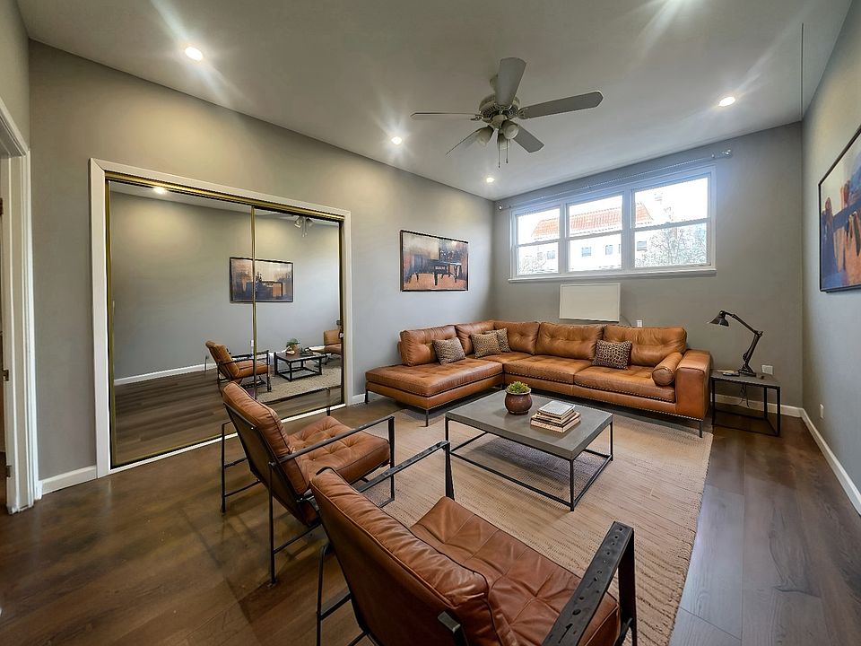 2nd image of 330 Kearny Ave APT 1