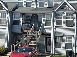 243 Pond Way #B, Staten Island, NY