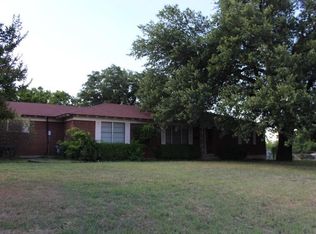 1438 Eastview Dr, Weatherford, TX 76086