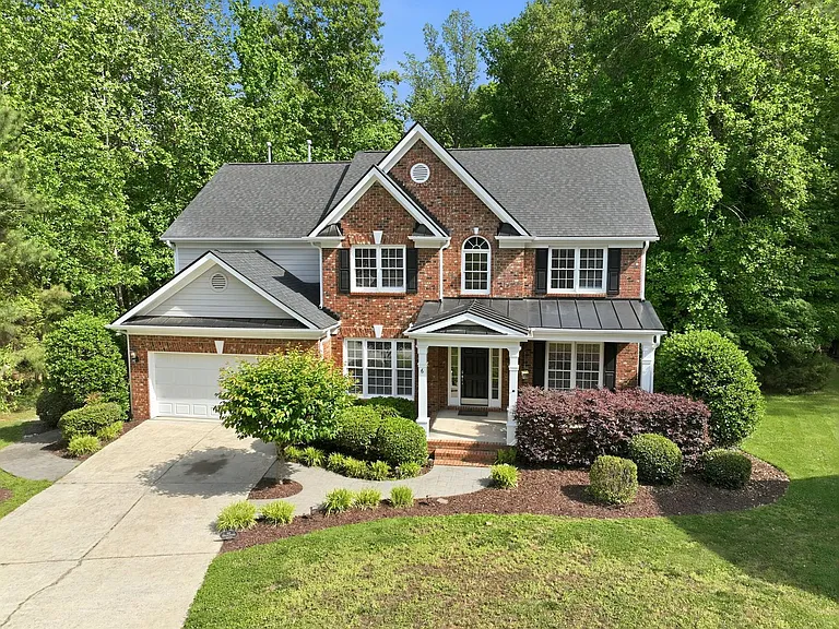 6 Bramerton Ct — Photo 31