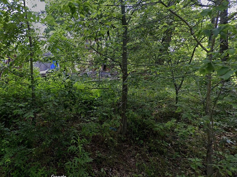 2nd image of 4954 Collins Ln #72
