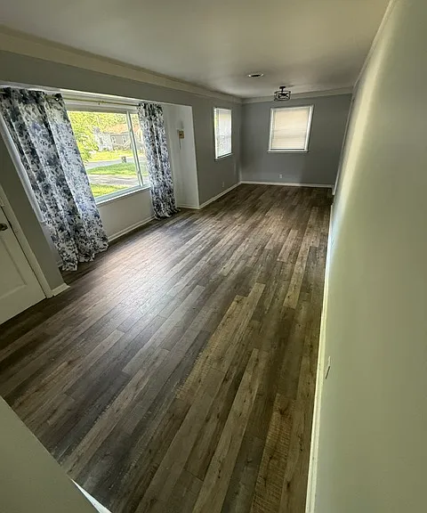 20309 Hugh St — Photo 14