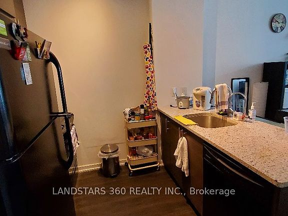 3rd image of 70 Forest Manor Rd #1201