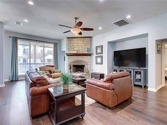 3rd image of 18933 Canyon Sage Ln