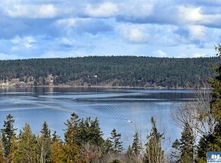 404 Swallow Hill Rd, Sequim, WA 98382