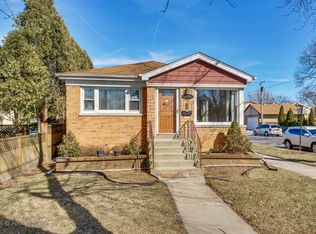 3301 N Pioneer Ave, Chicago, IL