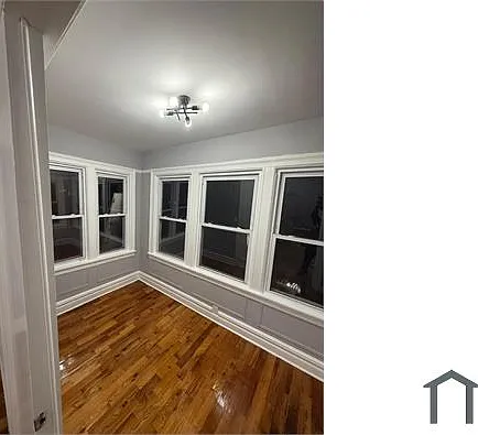 174 Corson Ave — Photo 8