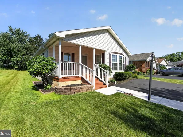 118 Dyer Ct, Royersford, PA 19468