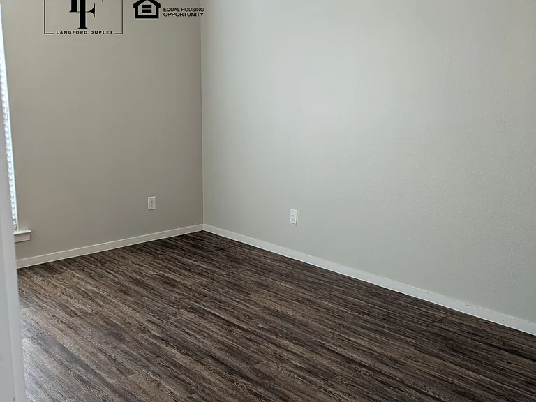 2101 Langford Ave — Photo 9