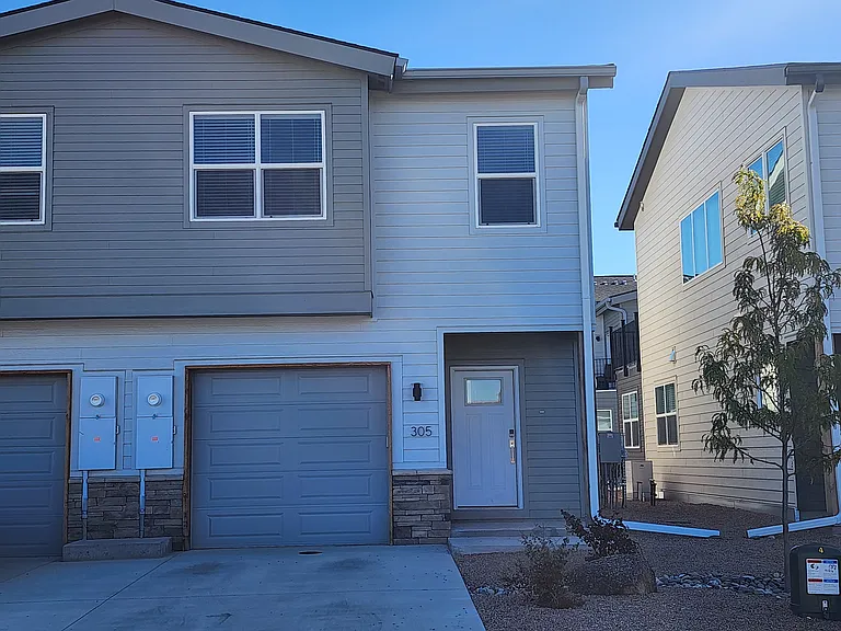 Pomona Park Townhomes — Photo 36