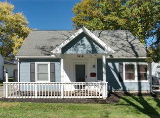 1918 Tudor St, Cuyahoga Falls, OH 44221