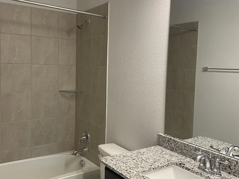 Guest Bathtroom