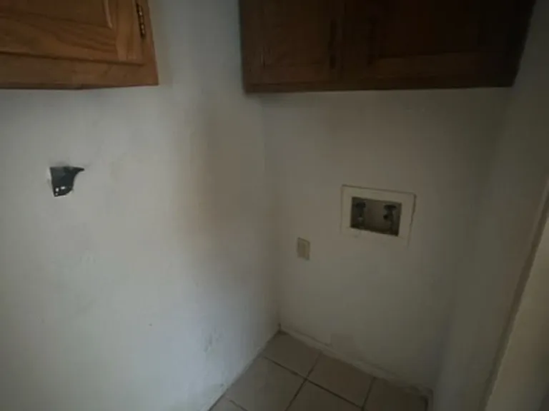 3725 Scranton Ln — Photo 12