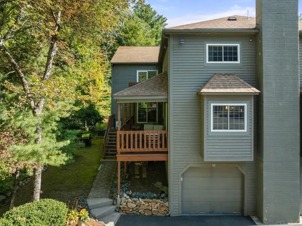11 Voyagers Ln Unit 11, Ashland, MA 01721