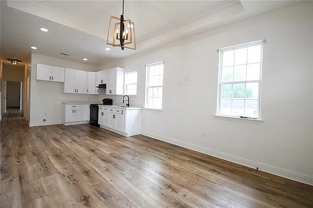 740 Thayer St #2A — Photo 3