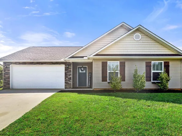 204 Crown Ct, Travelers Rest, SC 29690