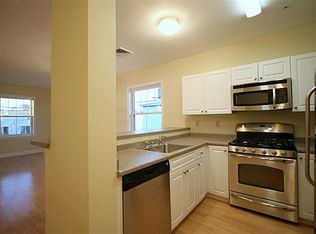 21 Brookline St UNIT 112, Cambridge, MA 02139