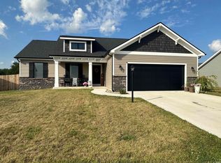 911 Jennifer Dr, Ligonier, IN